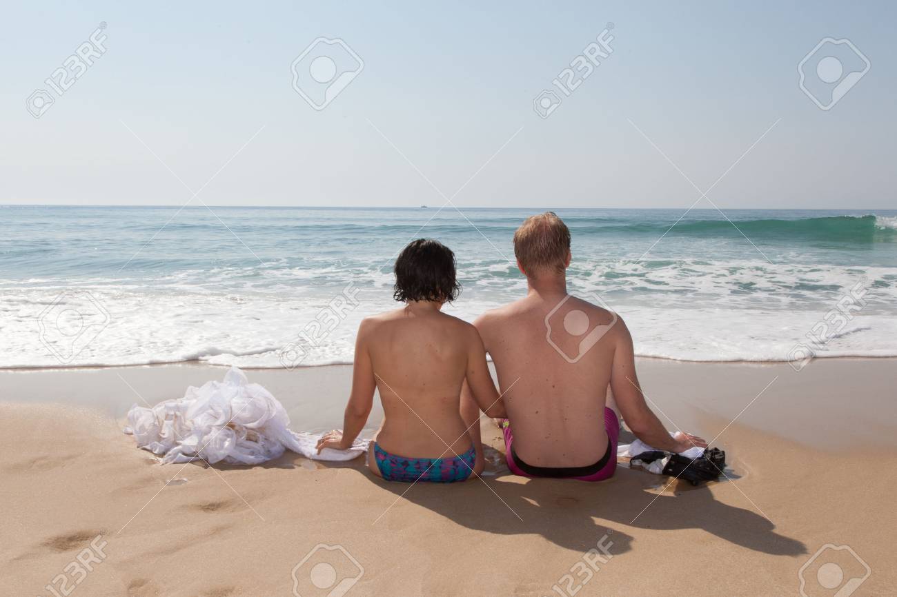 alyssa kok recommends Naked Couples On The Beach