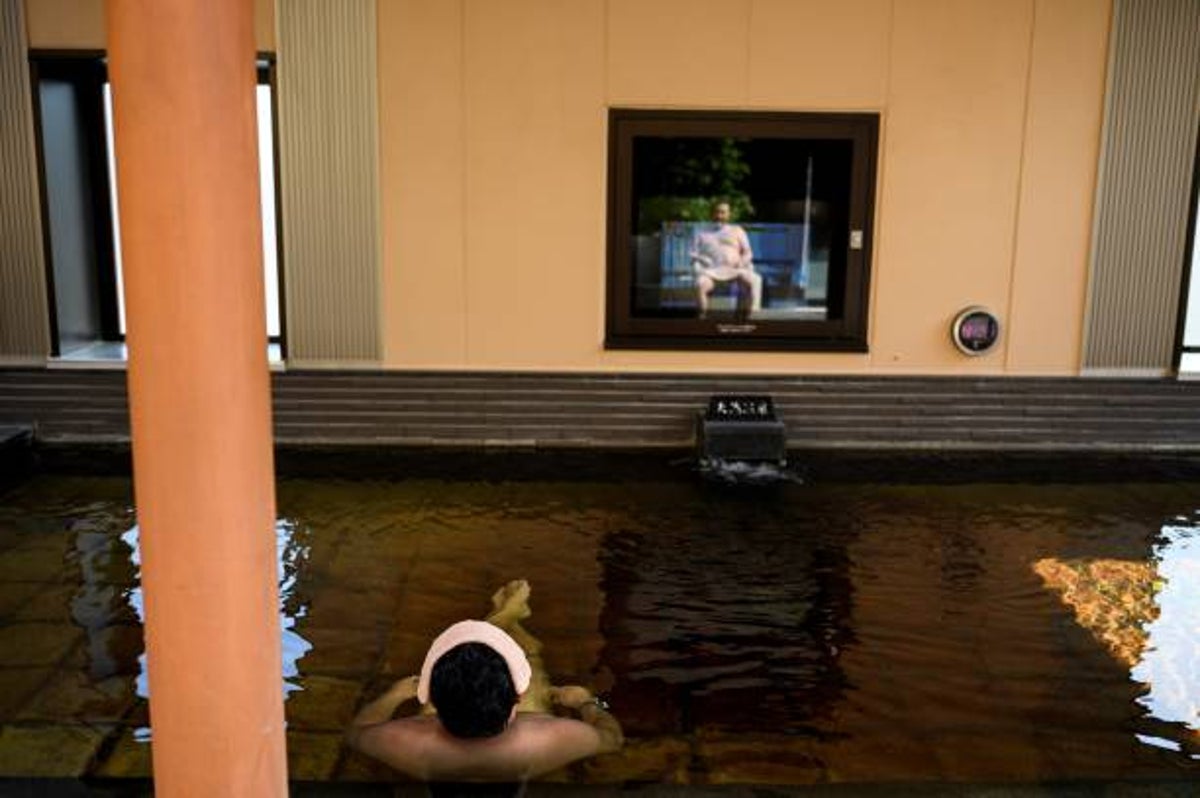 japanese hot spring hidden cam