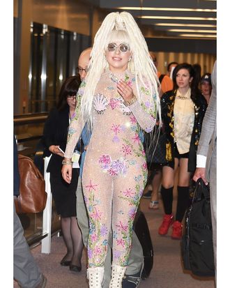 dimas hadi prabowo recommends naked photos of lady gaga pic