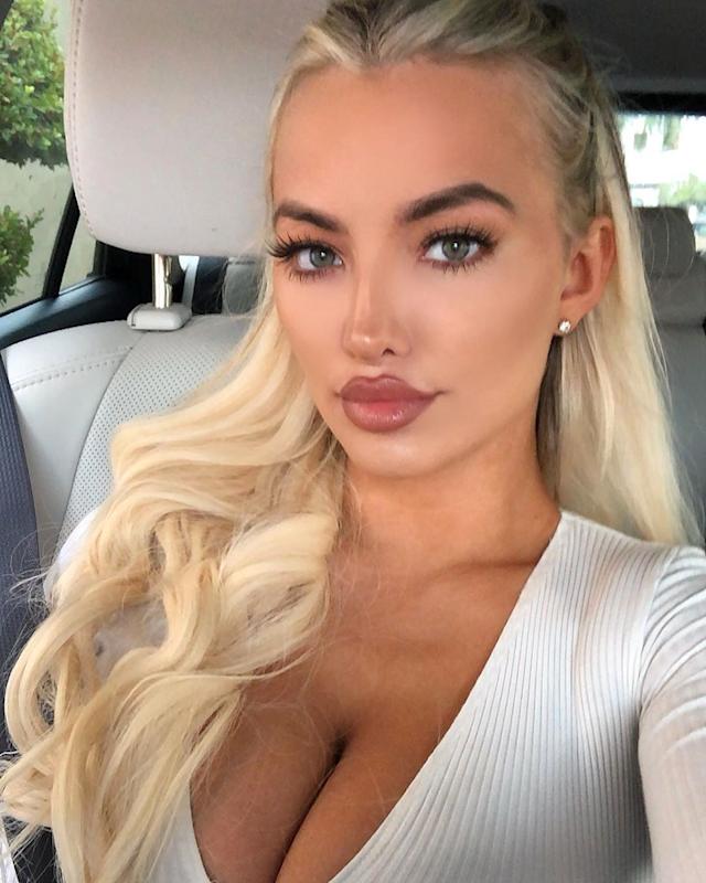 Best of Lindsey pelas leaked