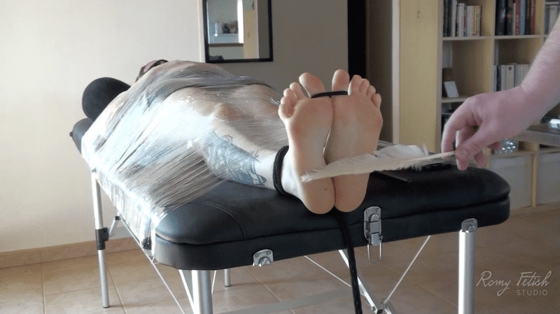 becky whittington recommends Ticklish Foot Worship