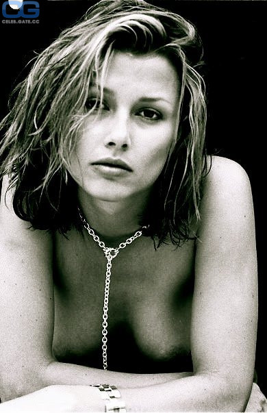 naked pictures of bridget moynahan