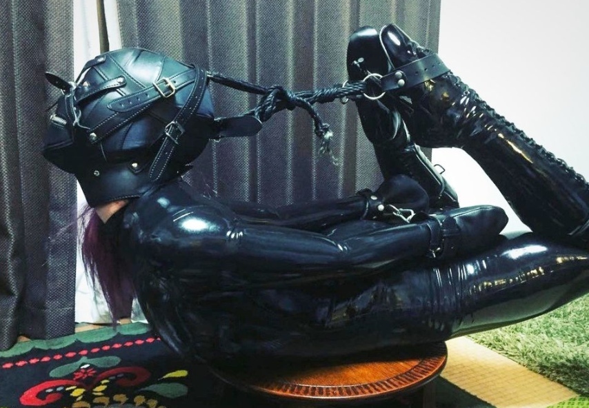 adelina kelly abishag katie recommends latex bondage torture pic