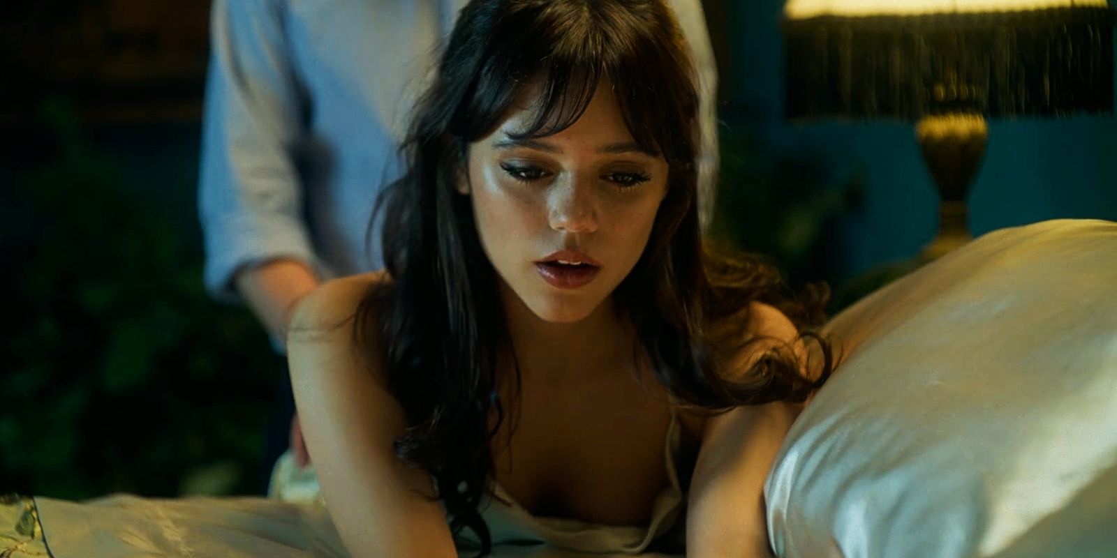 Jenna Ortega X Movie Bed Scene pussy pump