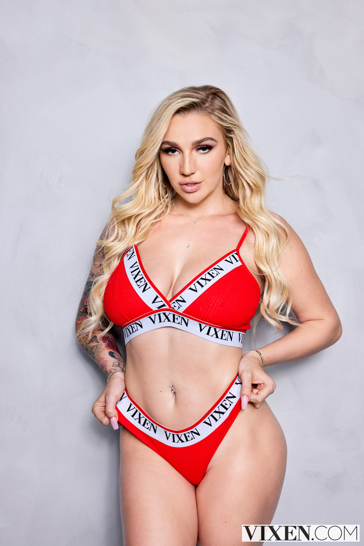 andrea glendenning recommends vixen kendra sunderland pic