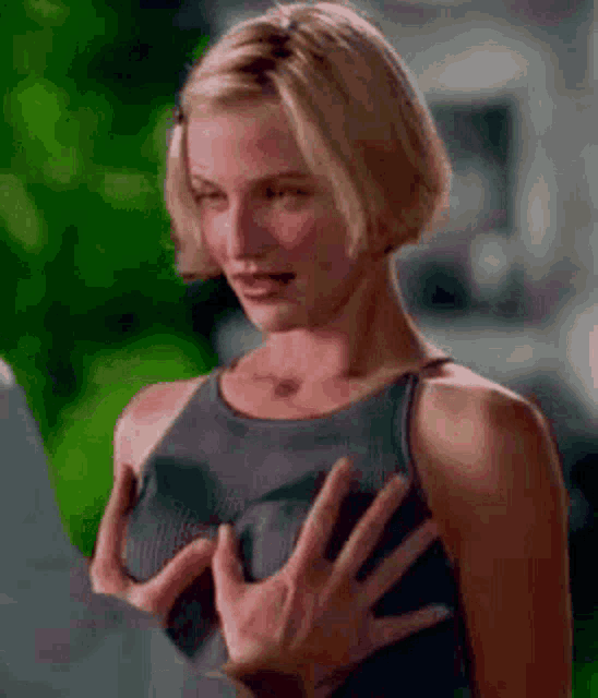 adam weiland recommends cameron diaz boobs pic