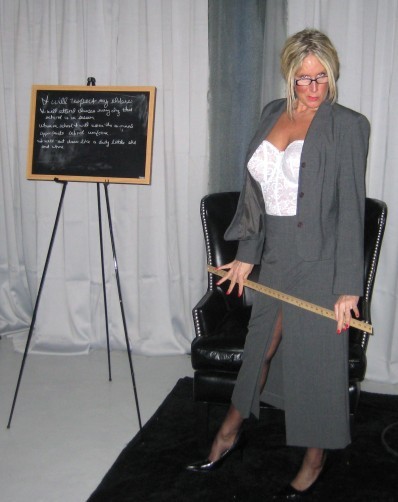 alyssa rogalski recommends mature strict mistress pic