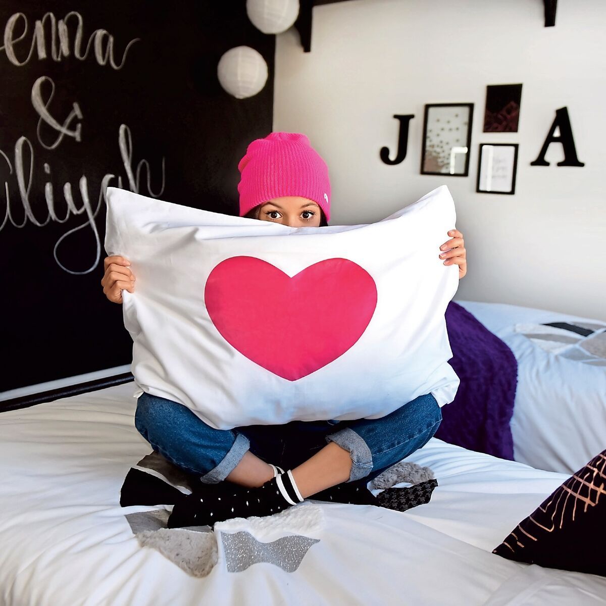 donovan zacker recommends jenna ortega in bed pic