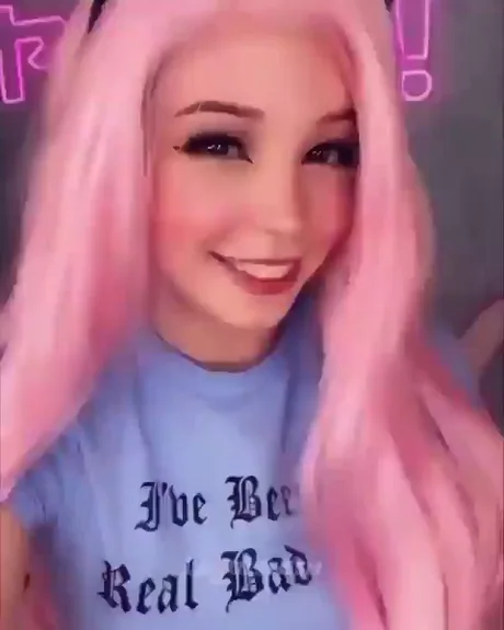 caitlyn york share belle delphine masterbating photos