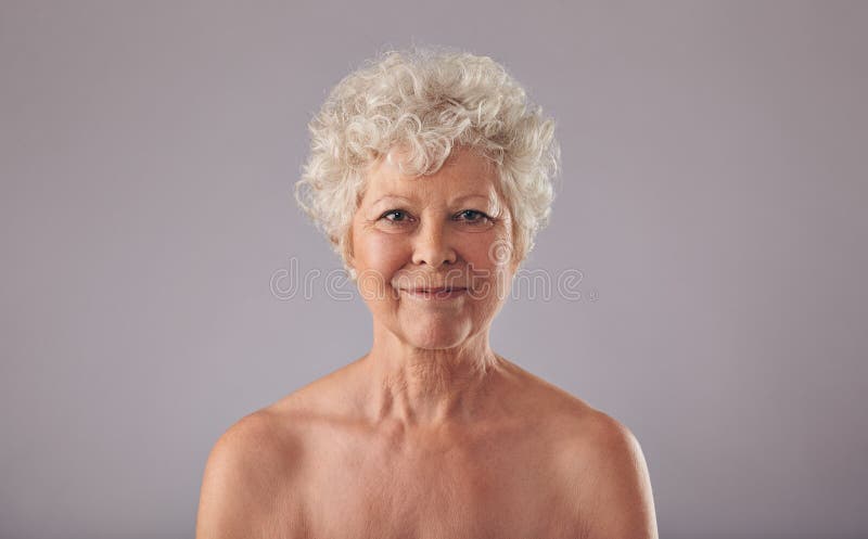 Old Mature Naked Women last name