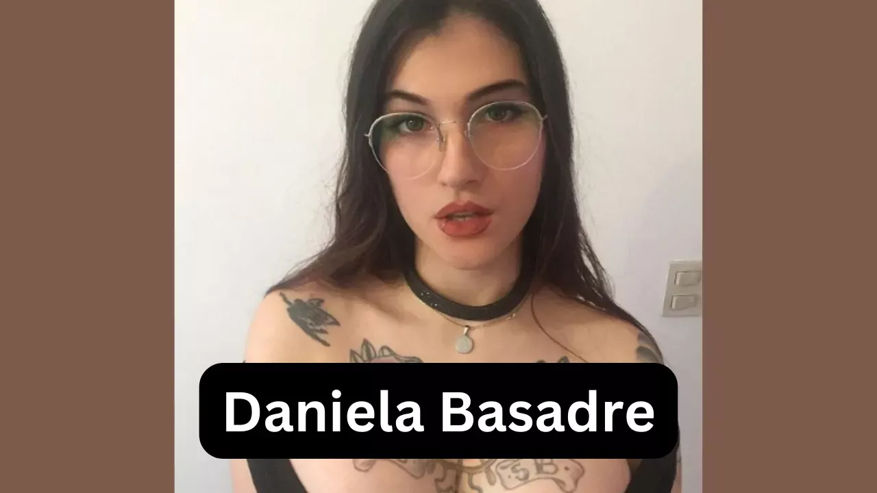 christine agostinelli add daniella basadre photo