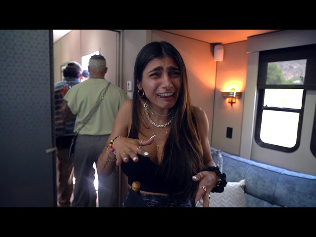 dani baker recommends Mia Khalifa Girlfriend