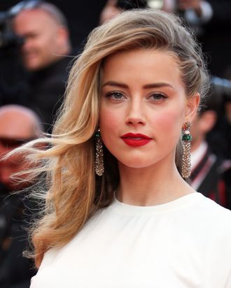 anisa begum recommends amber heard hot pics pic