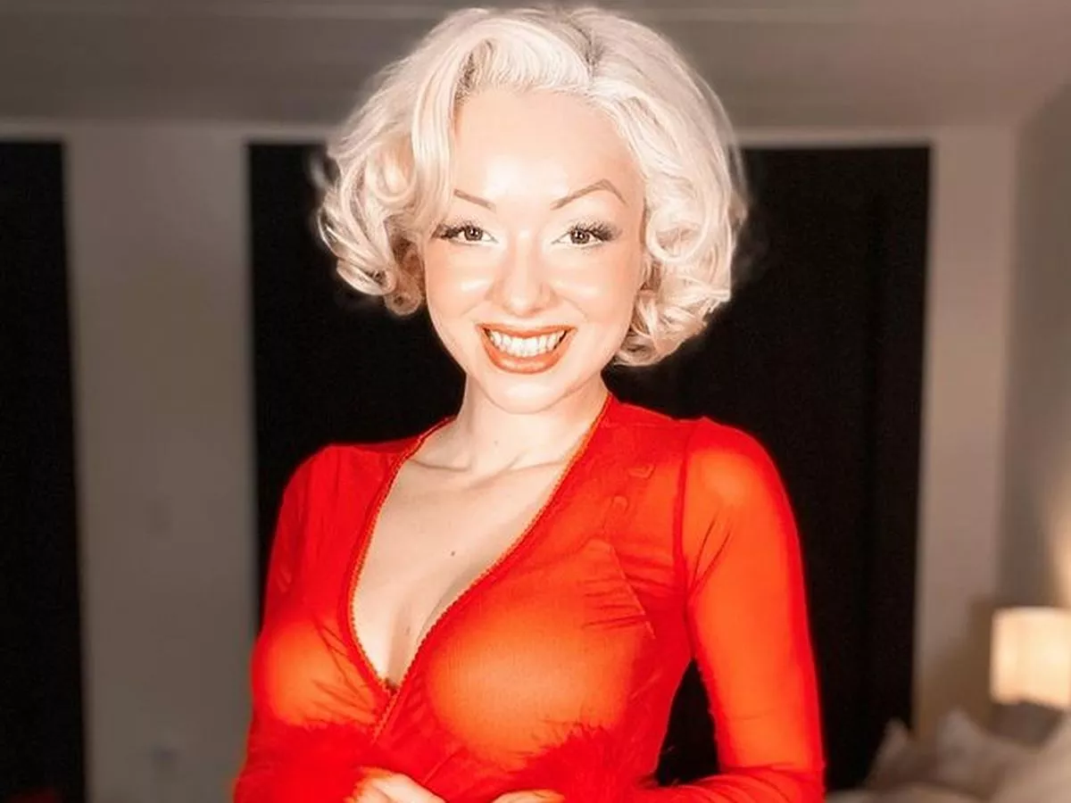 calandra baker add photo marilyn monroe lookalike porn