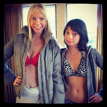 Kate Micucci Hot strand gratis