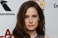 Caroline Dhavernas Nude babysitter page