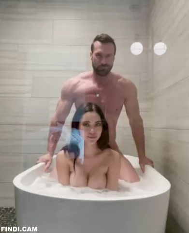 christine b miranda add big tits in bathtub photo