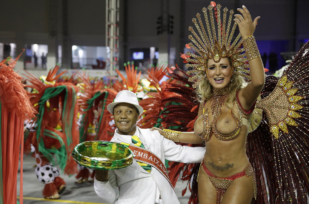 aileen rosales add nude at carnival photo