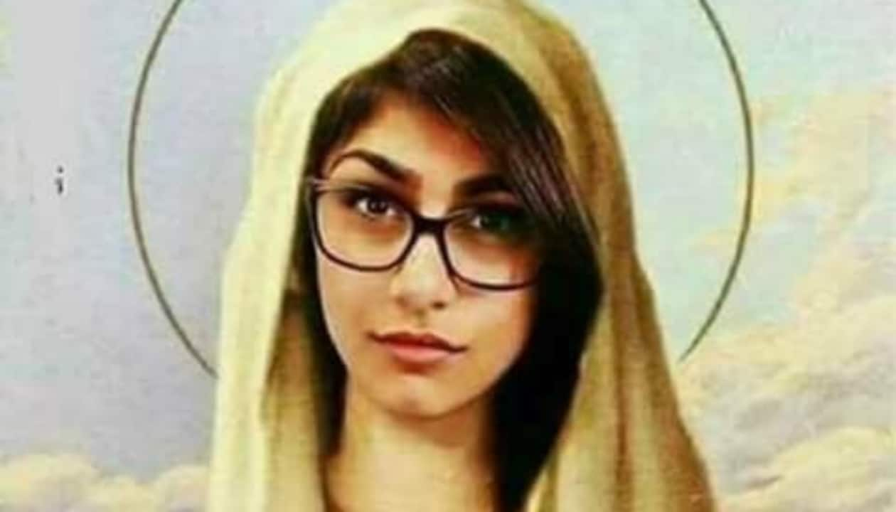 Best of Mia khalifa taking virginity