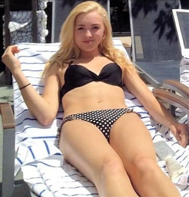 christian olivar recommends Peyton List In A Bikini