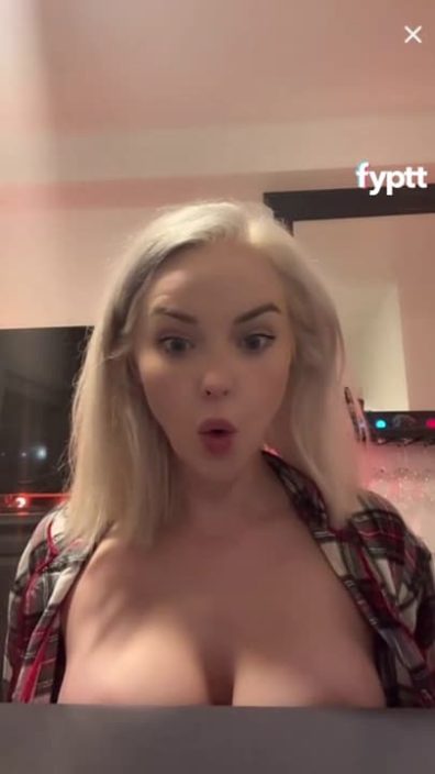 amanda lynn thompson recommends tiktok nude slips pic