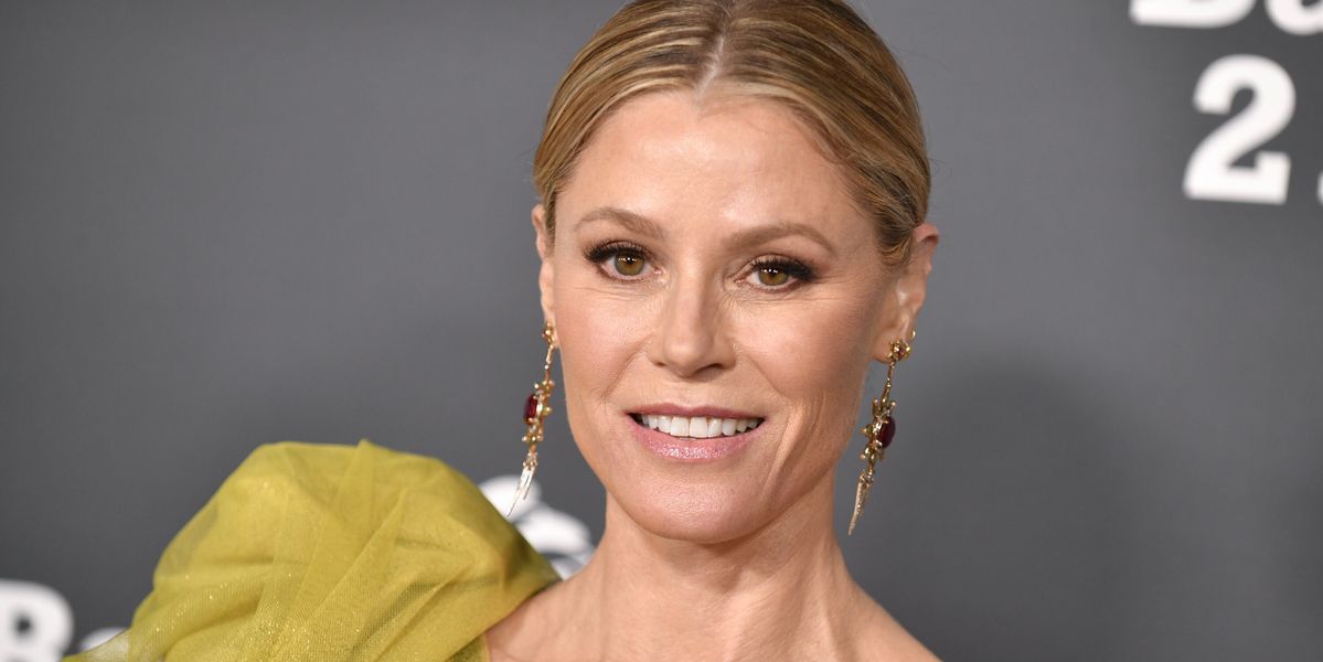 anca turtureanu recommends julie bowen underwear pic