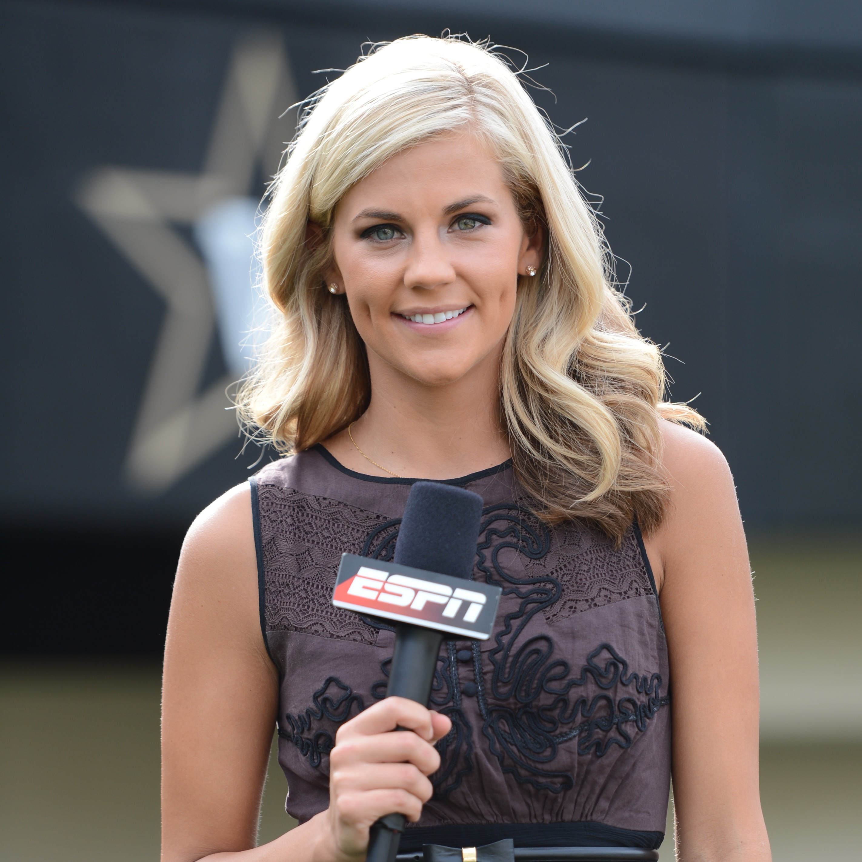 betty wade recommends samantha ponder nude pic