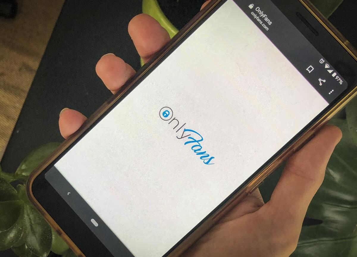 dan ruan recommends onlyfans pornografia pic