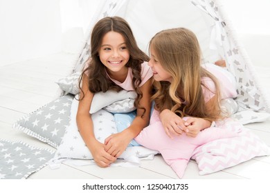 bryan kratzer recommends sharing bed with sisters best friend pic