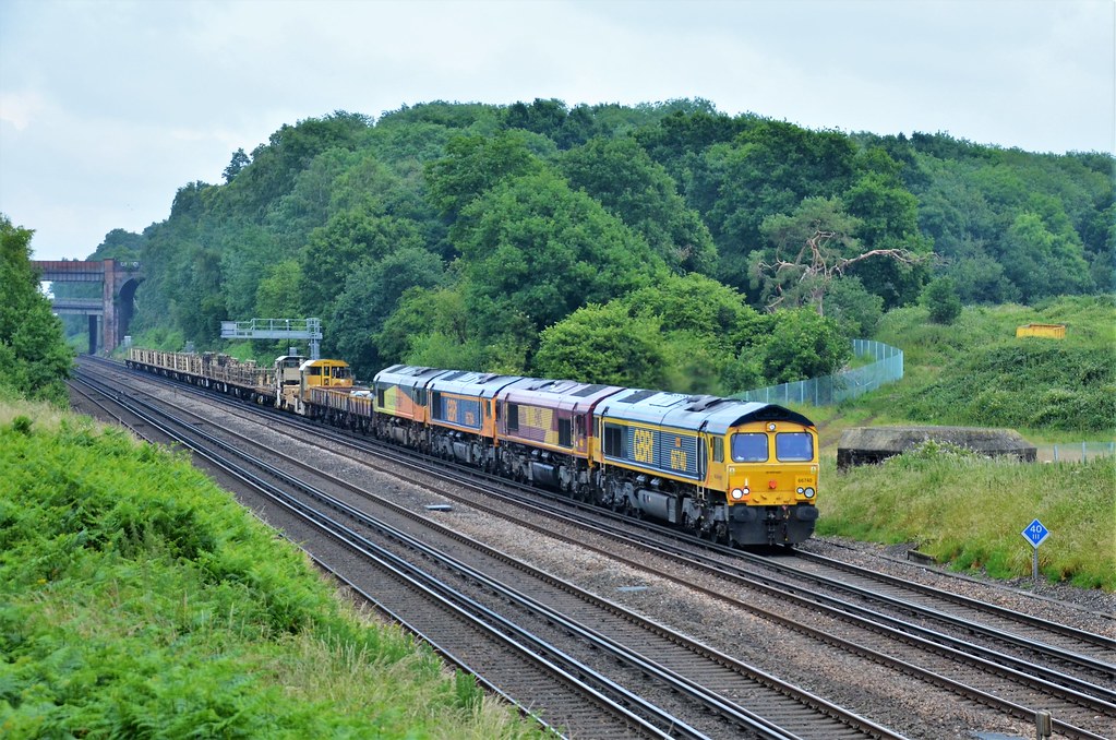 Train Foursome porn anime