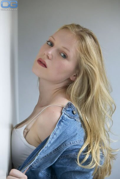 Best of Emma bell nude