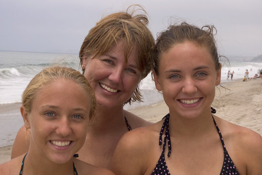 Best of Mothers and daughters nudists