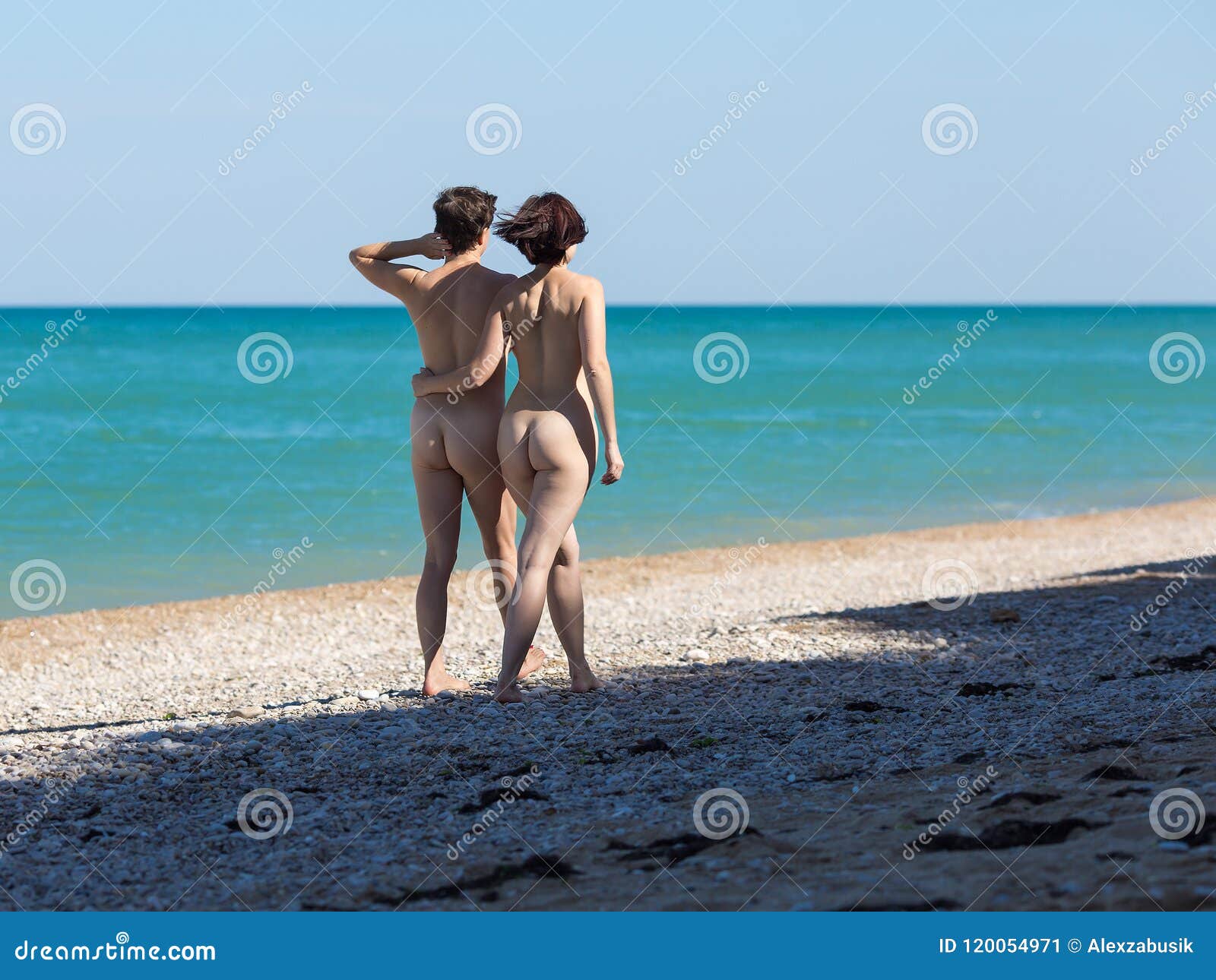 naked couples on nude beach