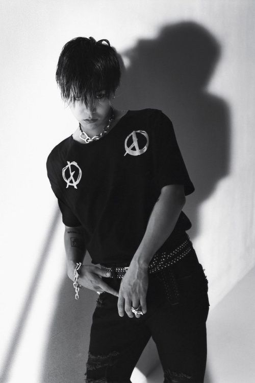 amie peco recommends black ambush short hair pic