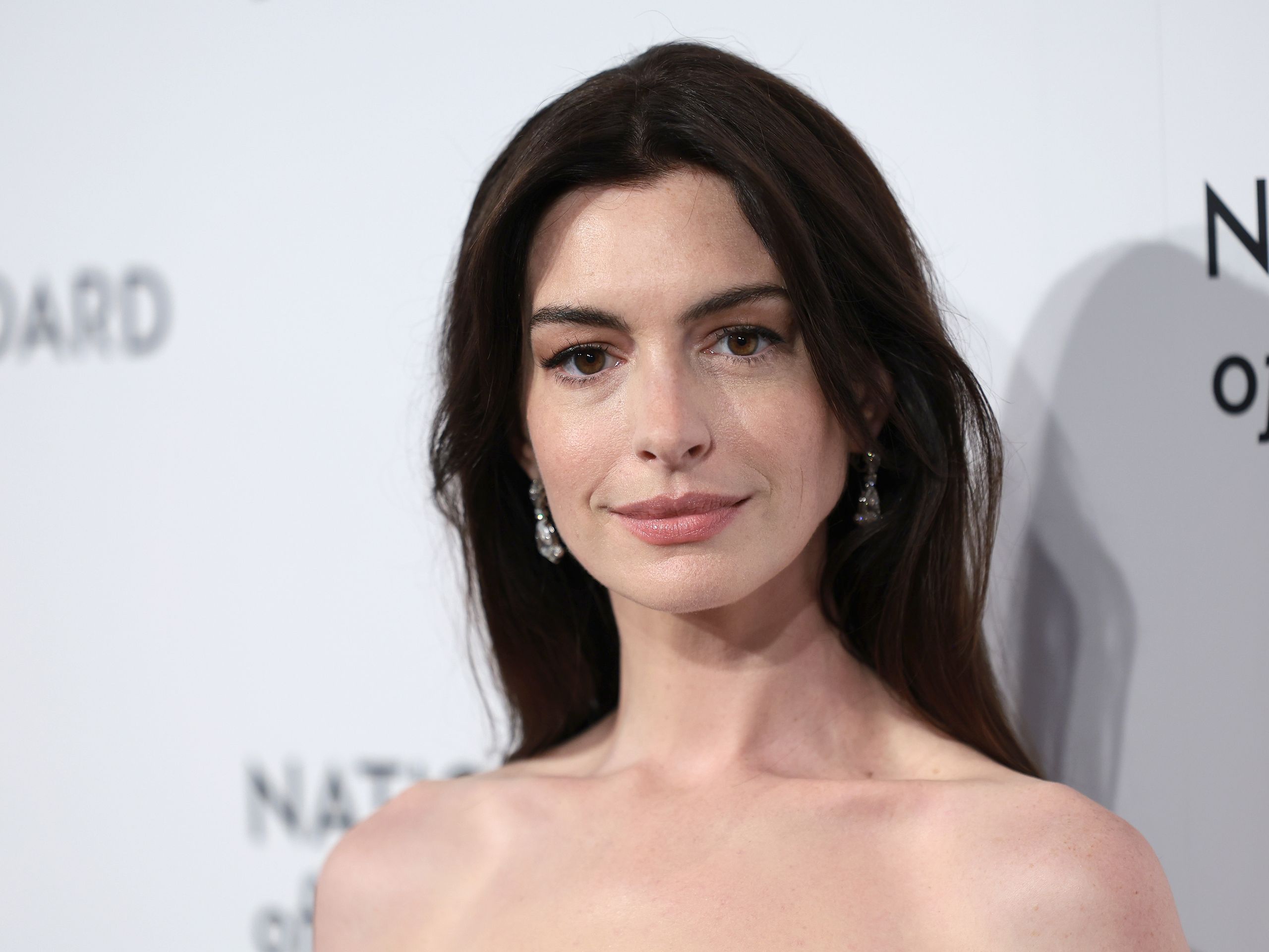 carrie flick recommends anne hathaway boobies pic