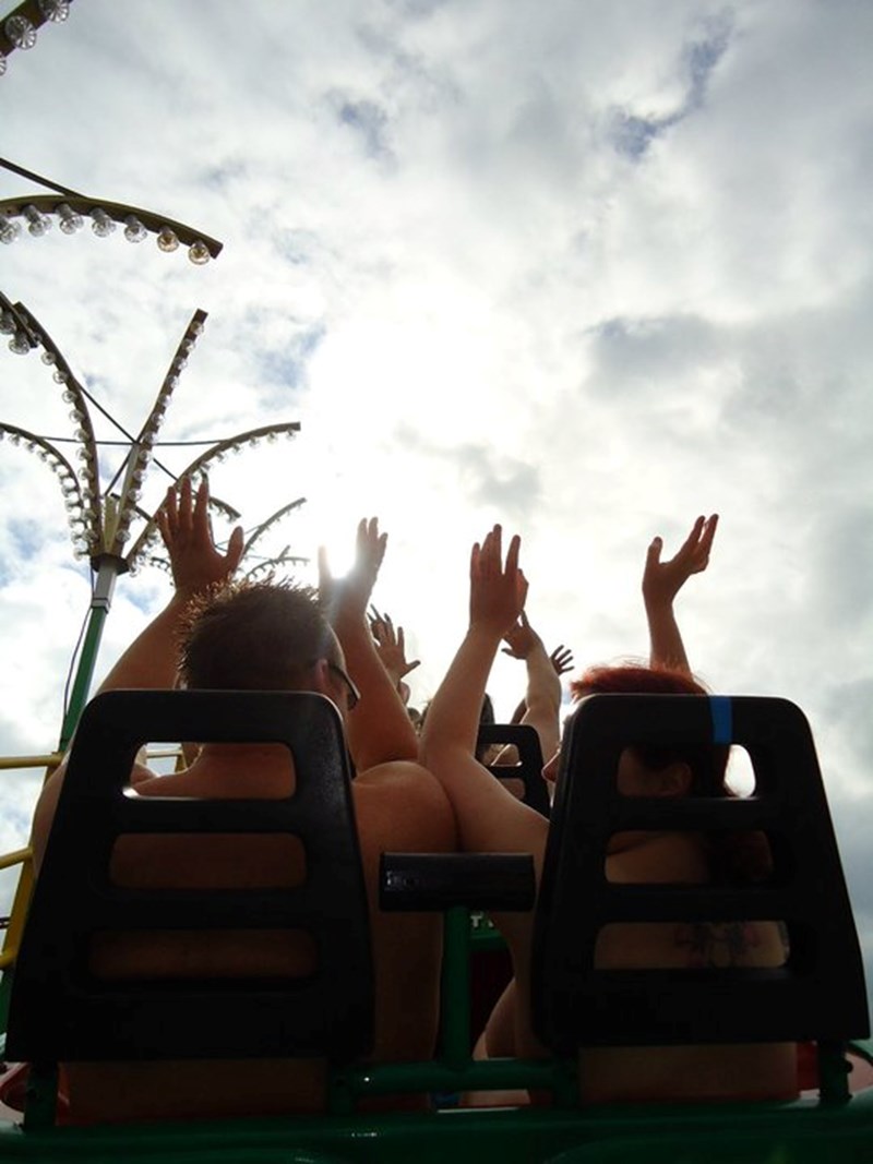 dontrell farmer add nipple slip roller coaster photo