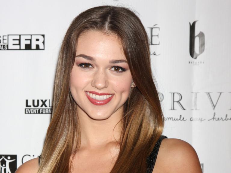 alan nisbet recommends Sadie Robertson Naked