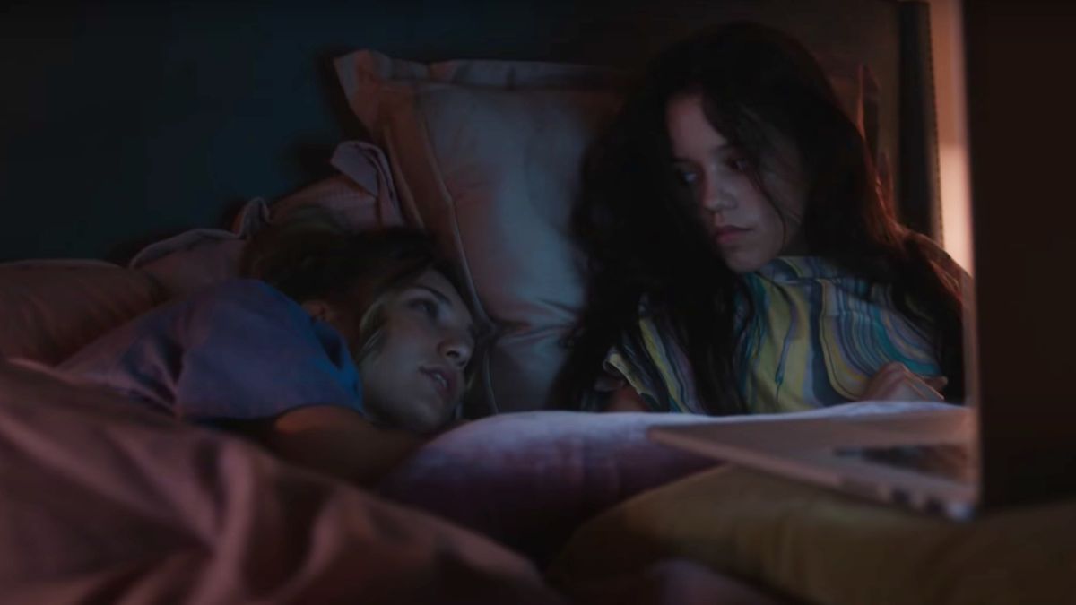 adan de la rosa recommends jenna ortega in bed pic