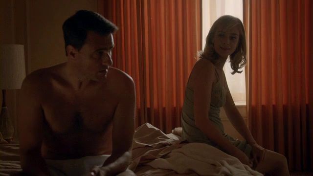 caitlin fitzgerald naked