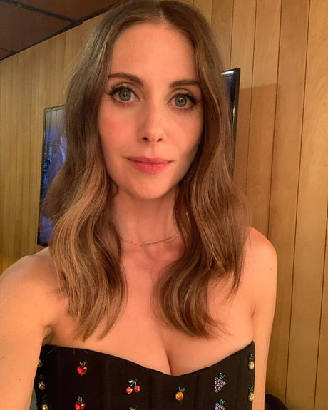 Allison Brie Tits revenge photos