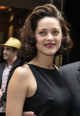 chris guilloton recommends marion cotillard sexy pic