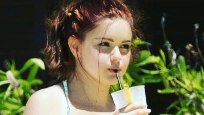 ann pate share ariel winter leak photos