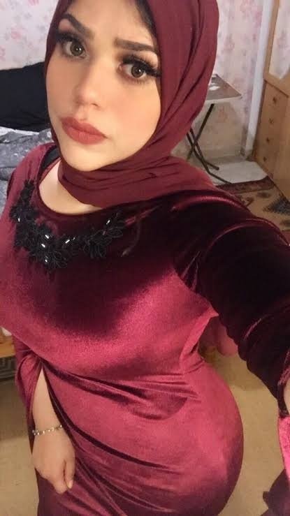 amanda vittetoe recommends Horny Hijab