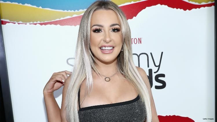 christine a recommends tana mongeau lesbian pic