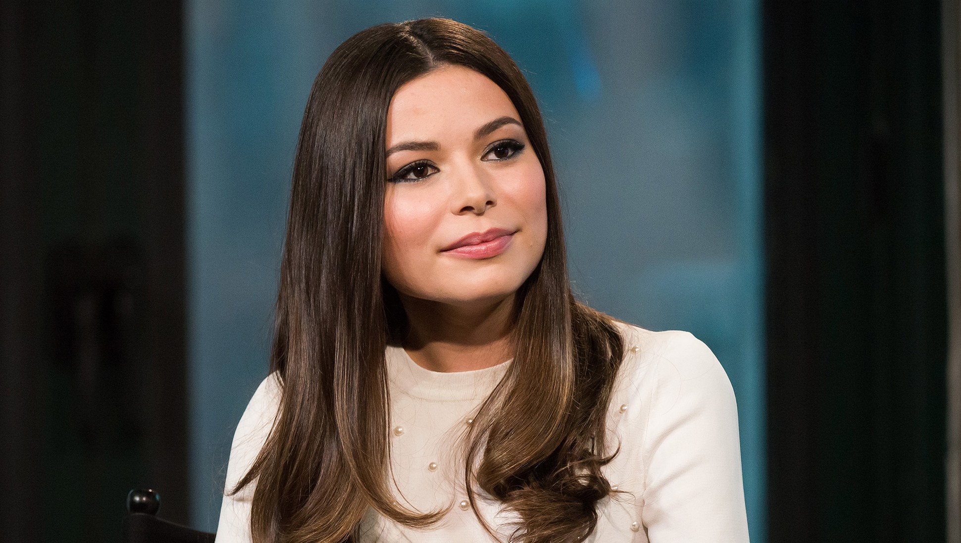 brad mcgarvey recommends miranda cosgrove legs pic