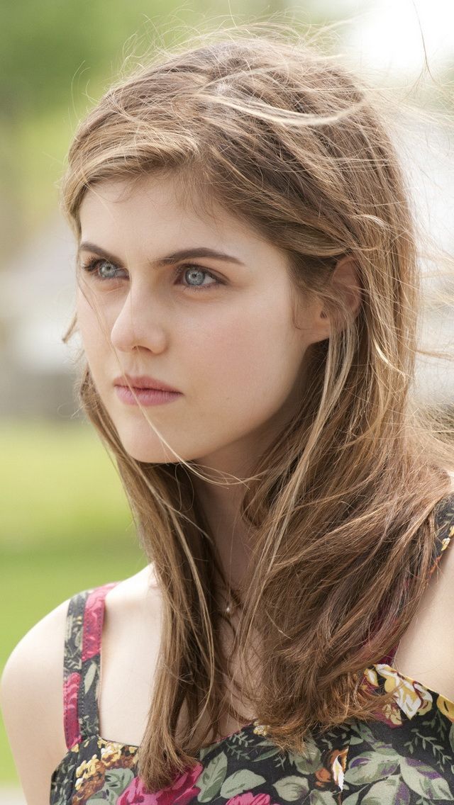 adriana tejeda recommends Alexandra Daddario Hot Scene