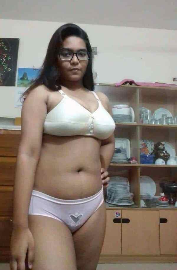 aries apriansyah add photo nude selfie album