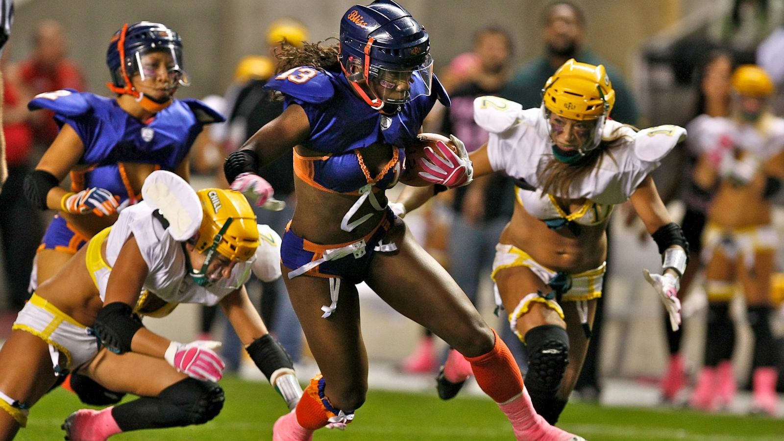 alisha vaught recommends lingerie football porn pic