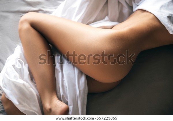 bruce kellogg share naked woman sleeping photos