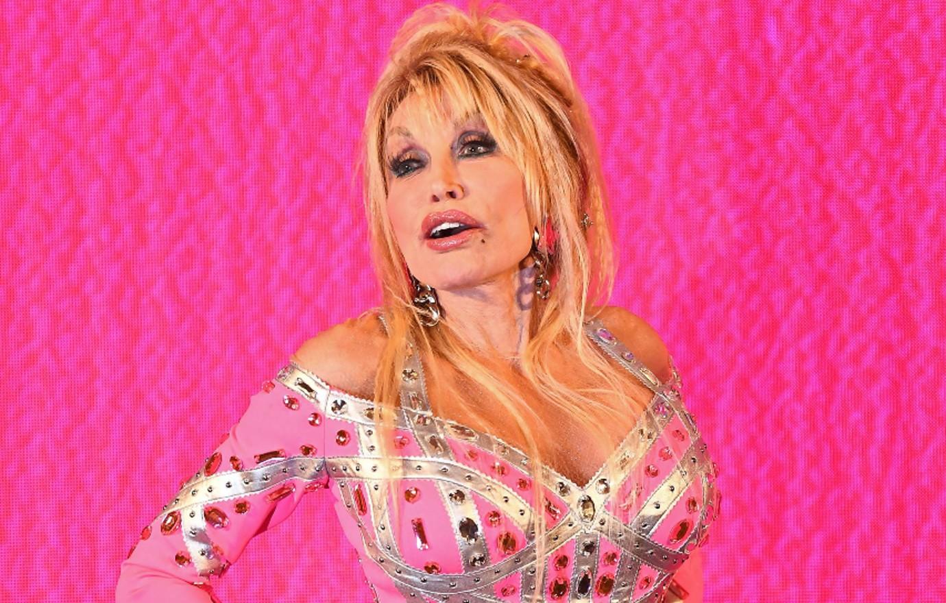 carrol richardson recommends Dolly Parton Leaked